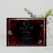 赤いバラのスカルダーク結婚フローラのフォトシルバー 箔招待状 (立ち正面)