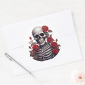 赤いバラのスケルトン ラウンドシール (封筒)