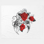 赤いバラのメカニカルクレセント フリースブランケット (正面(横))