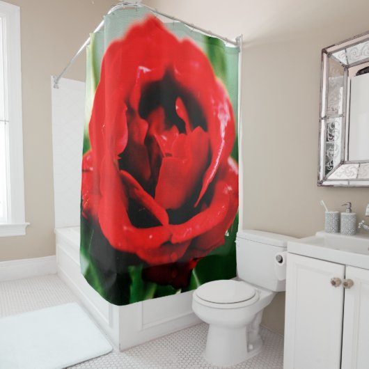 赤いバラの愛 シャワーカーテン (インサイチュ)