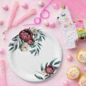 赤いバラの白い背景の水のエレガントスクリプト ペーパープレート (パーティー)