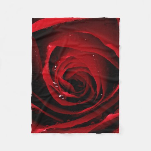 赤いバラの花の花びらの花は花を植えます フリースブランケット (正面)