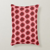 赤いバラの花アクセント枕のシームレスなパターン アクセントクッション (正面(垂直))