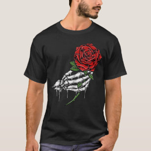 赤いバラの茎の入れ墨独身のを持つ骨組みの手 Tシャツ