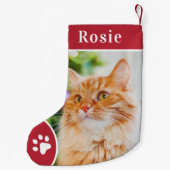 赤いパーソナライズされたペットフォトモノグラム名 スモールクリスマスストッキング (裏面)
