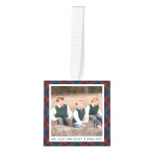 赤いパーソナライズされた青の格子模様のクリスマスフォト キューブオーナメント (正面)