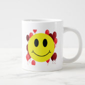 赤いパーソナライズされた風船でニヤニヤ顔 ジャンボコーヒーマグカップ (右)