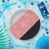 赤いピンクのろうけつ染めとグレーの水色の文字 ペーパープレート (パーティー)