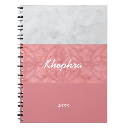 赤いピンクのろうけつ染めグレーの水の色名と年ではない ノートブック (正面)