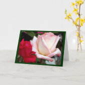 赤いピンクのバラのノート カード (黄色い花)