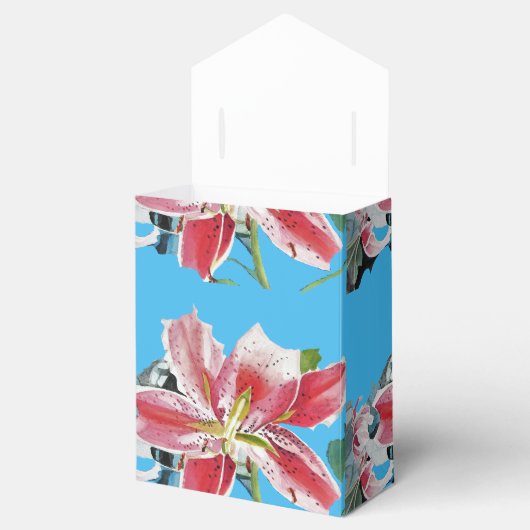 赤いピンクのユリの花の青いウェディングケーキのプレゼントボックス フェイバーボックス (オープン)