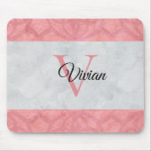 赤いピンクろうけつ染めと灰色の水モノグラムの色 マウスパッド (正面)