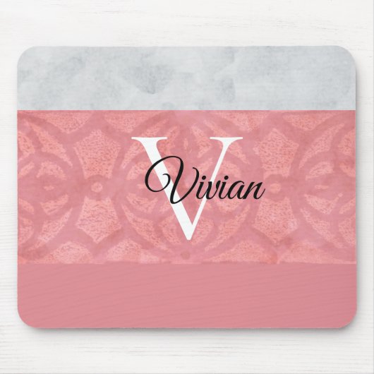 赤いピンクろうけつ染めと灰色の水モノグラムの色 マウスパッド (正面)