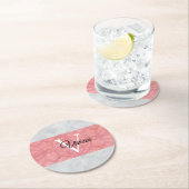 赤いピンクろうけつ染めと灰色の水モノグラムの色 ラウンドペーパーコースター (インサイチュ)