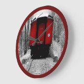 赤いファッションド車の付いた古い蒸気列車 ラージ壁時計 (傾斜)