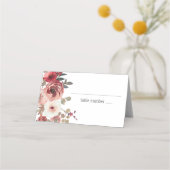 赤いブッシュの花のバラのウェディング プレイスカード (正面)