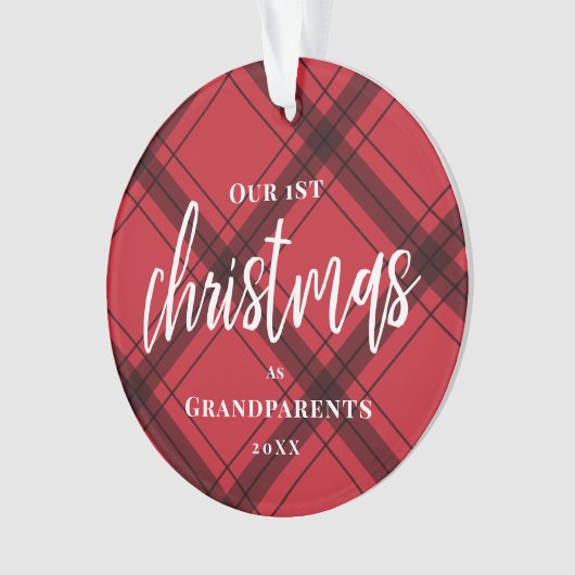 赤いプレイド初めてのクリスマスが祖父母の写真に オーナメント (正面)