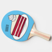 赤いベルベットのケーキ漫画イラストレーション 卓球ラケット (横)