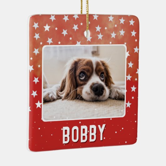 赤いペットに白い星の写真名クリスマス セラミックオーナメント (右)