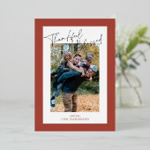 赤いホイルのギンガムサンクスギビング家族の写真 箔シーズンカード (立ち正面)