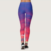 赤いホットピンクブルー雲の日の出の写真はっきりしたモダン レギンス (裏面)