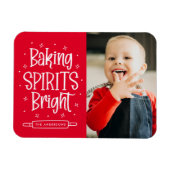 赤いホリデー写真「Baking Spirits Bright」 マグネット (横)
