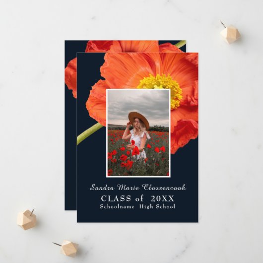 赤いポピーの花フォトフレームモダン卒業 案内状 (正面/裏面インサイチュ)