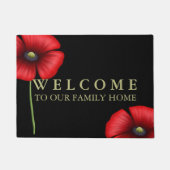 赤いポピーフローラファミリー名黒の書式 ドアマット (正面)
