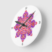 赤いメダリオン付きの壁掛け時計 ラウンド壁時計 (傾斜)