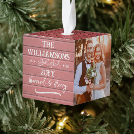 赤いメリーバ結婚したンの初めてのクリスマス写真 キューブオーナメント
