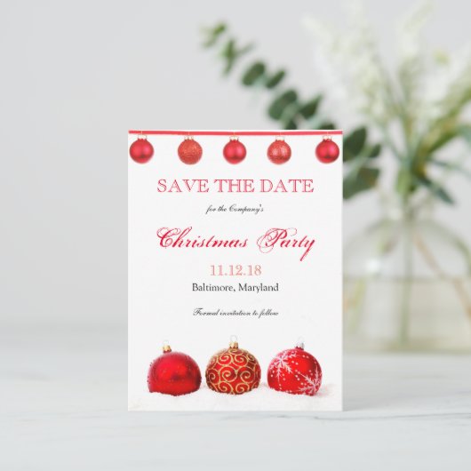 赤いモダンオーナメントは日付を保存クリスマスパーティー 案内ポストカード (スタンド正面)