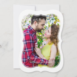 赤いモダンブラケット形状のエフェクトフォトカップル 招待状