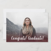 赤いモダンブルゴーニュのミニマル写真卒業 招待状 (裏面)