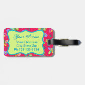 赤いモダンモノグラムの上のウィムシー蝶パーソナル ラゲッジタグ (裏面横)