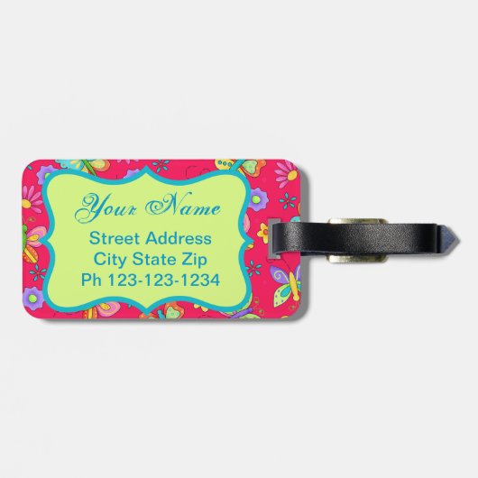 赤いモダンモノグラムの上のウィムシー蝶パーソナル ラゲッジタグ (裏面横)