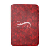 赤いモダン幾何三角形のカスタムモノグラム バスマット (正面縦)