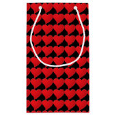 赤いモダン黒いハートはバレンタインのパターン スモールペーパーバッグ (裏面)