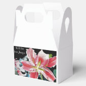 赤いユリの花の紅茶パーティー ケーキ ファボリ ボックス (オープン)