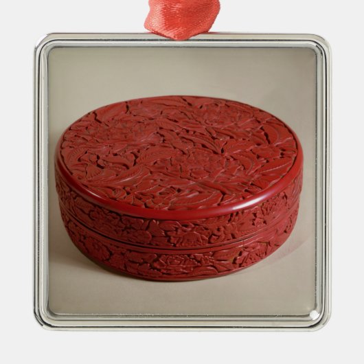 赤いラッカー箱はシャクヤク1426-27年と飾りました メタルオーナメント (正面)