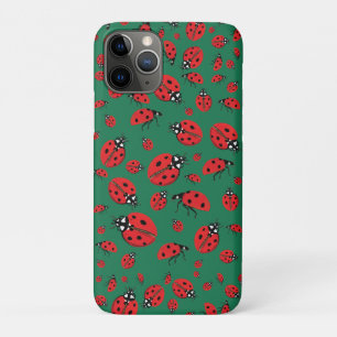赤いラディバグの多くのラッキーパターングリーン iPhone 11 PROケース