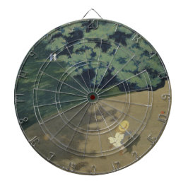 赤いランニングボールの後の少女の少女（幼少期） ダーツボード