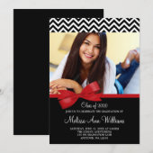 赤いリボンチェブロンの写真付き卒業発表 招待状 (正面/裏面)