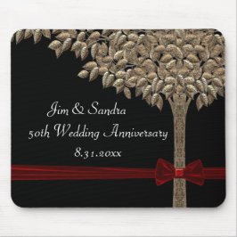 赤いリボン及び弓が付いている金木 マウスパッド