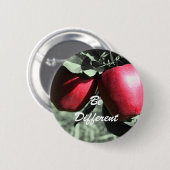 赤いリンゴが違うボタやる気を起こさせるン 缶バッジ (正面&裏面)