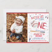 赤いルーキー野球のバッターアップ写真1歳の誕生日 招待状 (正面)