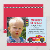 赤いレースカーのテーマの男の子の誕生日パーティーの写真 招待状 (正面/裏面)
