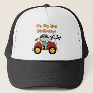 赤いレースカーの第3誕生日のTシャツおよびギフト キャップ