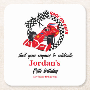赤いレースカー上でレース任意の年齢誕生日 スクエアペーパーコースター