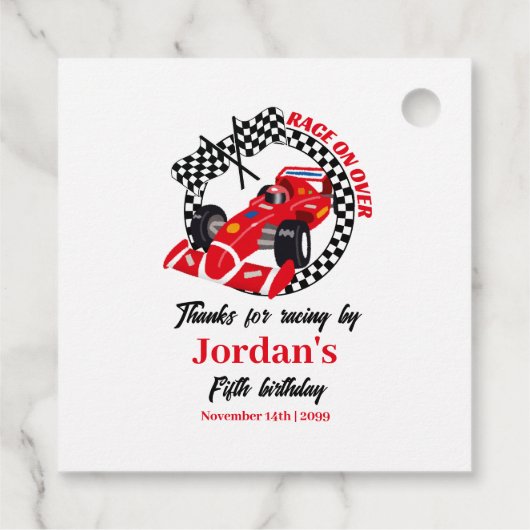 赤いレースカー上でレース任意の年齢誕生日 フェイバータグ (裏面)