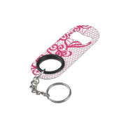 赤いレース キーホルダー栓抜き (裏面アングル)